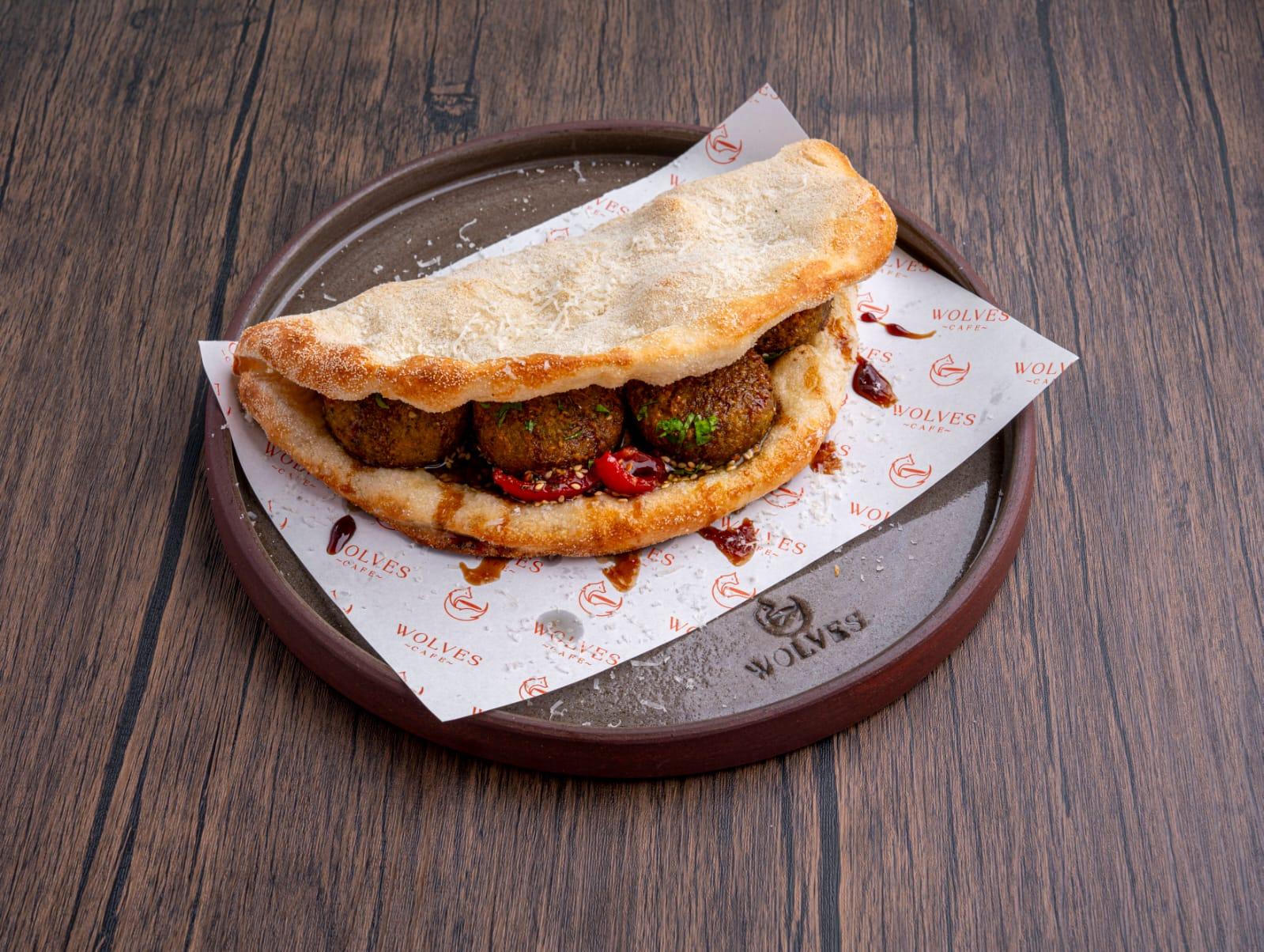 Ghaza Style Folded Pizza