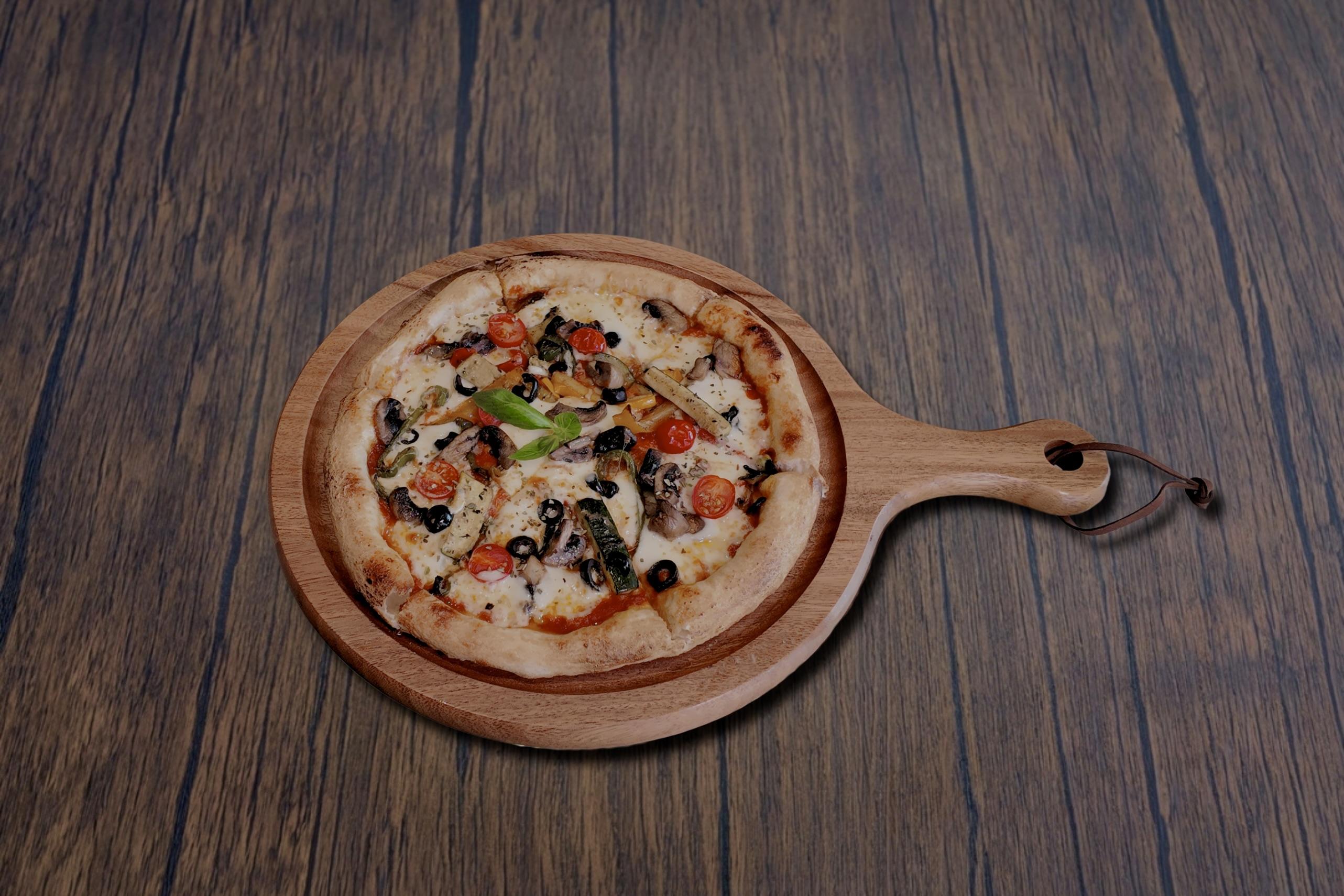Mediterranean Veggie Pizza